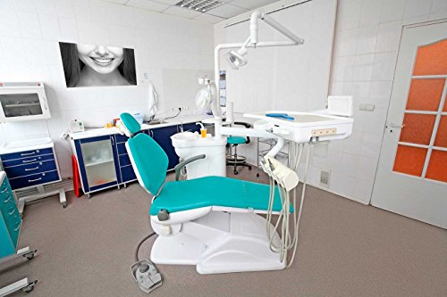 Cuadro PVC Mujer Clinica Dental | Varias Medidas 70x50cm | Fácil colocación | Decoración Habitación